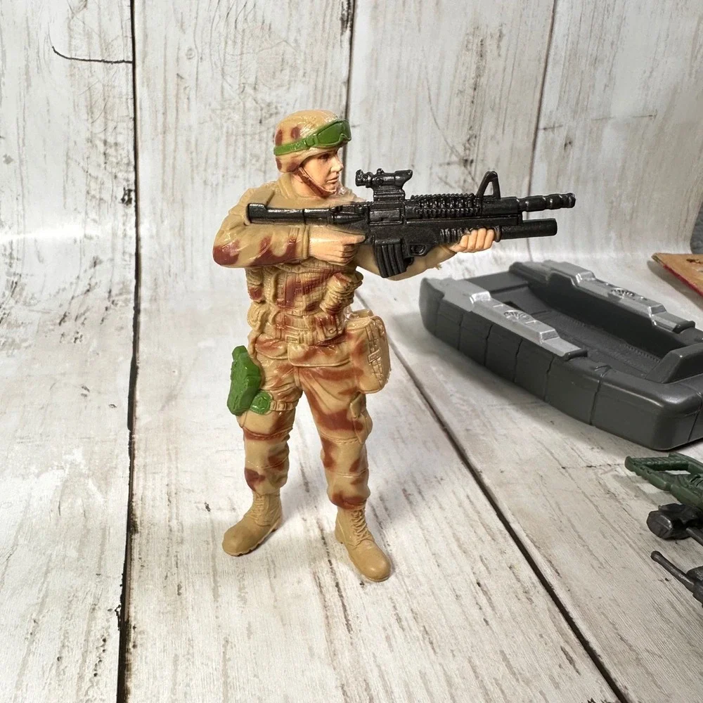 CHAP MEI Army Men Lot Articulated & Static Figures w/ Weapons Vintage Military‎